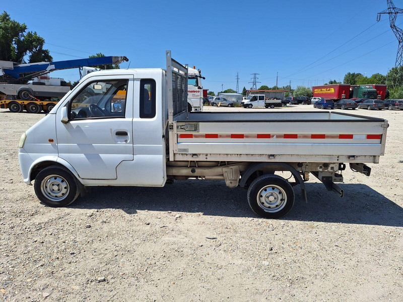 DFSK Docar 4x4x - Pritsche - Комбе со отворен сандак: слика 5 DFSK Docar 4x4x - Pritsche - Комбе со отворен сандак: слика 5
