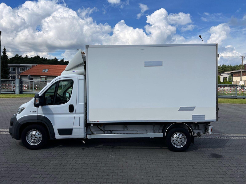Fiat Ducato Kontener Chłodnia/Mroźnia 3x Drzwi 230V Salon PL - Комбе ладилник: слика 2 Fiat Ducato Kontener Chłodnia/Mroźnia 3x Drzwi 230V Salon PL - Комбе ладилник: слика 2