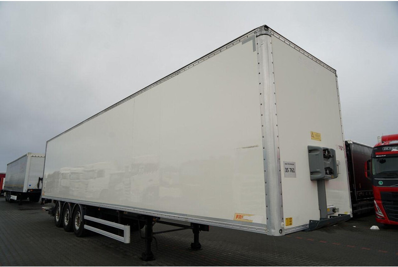 Fruehauf KONTENER / KOFFER / ROLETA / WINDA DOHALLNDIA / OŚ PODOSZONA / S - Полуприколка сандучар: слика 2 Fruehauf KONTENER / KOFFER / ROLETA / WINDA DOHALLNDIA / OŚ PODOSZONA / S - Полуприколка сандучар: слика 2