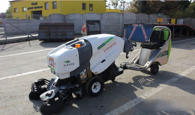 Green Machines 414 Street sweeping machine - Возило за метење: слика 1 Green Machines 414 Street sweeping machine - Возило за метење: слика 1