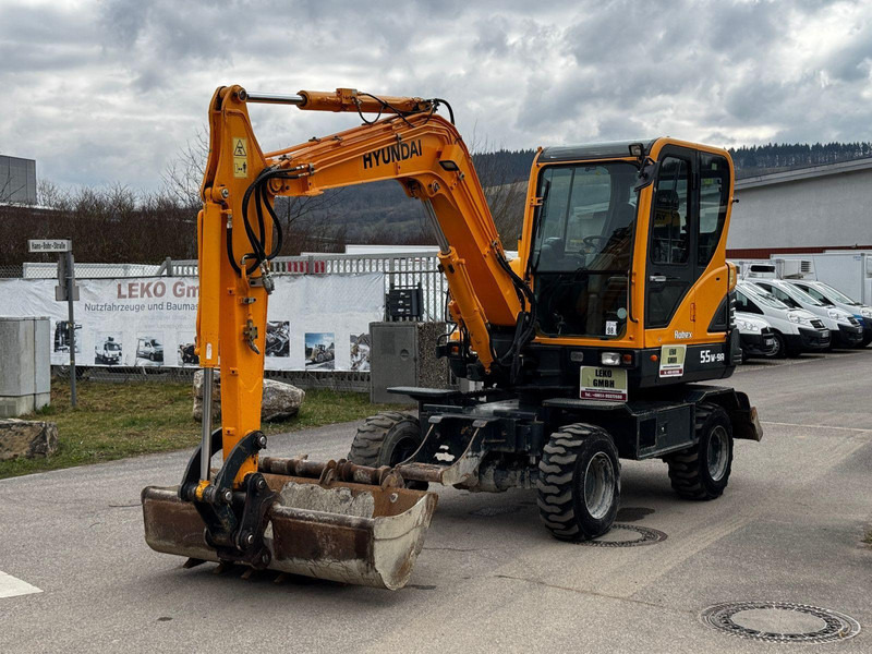 Hyundai Robex 55W-9A - Багер на тркала: слика 5 Hyundai Robex 55W-9A - Багер на тркала: слика 5