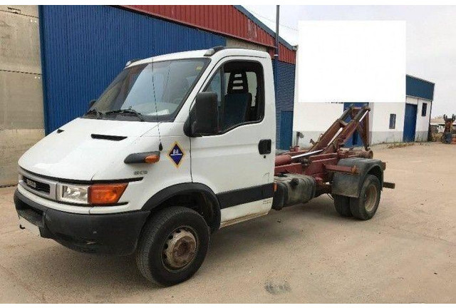 Iveco 65C15 Hook lift truck - Камион со кука за подигање: слика 3 Iveco 65C15 Hook lift truck - Камион со кука за подигање: слика 3