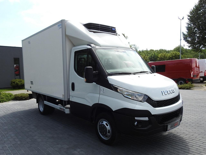 Iveco DAILY 35C15 KONTENER CHŁODNIA -12*C ZASILANIE 230V TEMPOMAT KLIM - Комбе ладилник: слика 4 Iveco DAILY 35C15 KONTENER CHŁODNIA -12*C ZASILANIE 230V TEMPOMAT KLIM - Комбе ладилник: слика 4