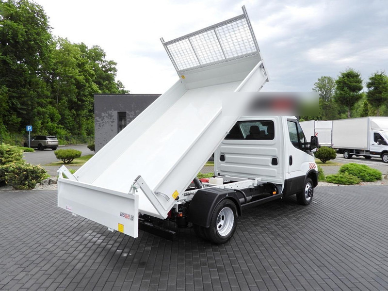 Iveco DAILY 35C21 WYWROTKA TEMPOMAT NAWIGACJA LEDY PNEUMATYKA AUTOMAT - Комби кипер: слика 3 Iveco DAILY 35C21 WYWROTKA TEMPOMAT NAWIGACJA LEDY PNEUMATYKA AUTOMAT - Комби кипер: слика 3