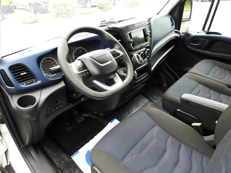 Iveco DAILY 35C21 WYWROTKA TEMPOMAT NAWIGACJA LEDY PNEUMATYKA AUTOMAT - Комби кипер: слика 2 Iveco DAILY 35C21 WYWROTKA TEMPOMAT NAWIGACJA LEDY PNEUMATYKA AUTOMAT - Комби кипер: слика 2