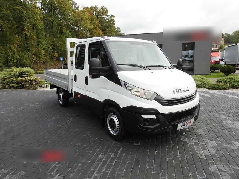 Iveco DAILY 35S15 SKRZYNIA PODWÓJNA KABINA DOKA 7 MIEJSC KLIMATYZACJA - Комбе со отворен сандак: слика 1 Iveco DAILY 35S15 SKRZYNIA PODWÓJNA KABINA DOKA 7 MIEJSC KLIMATYZACJA - Комбе со отворен сандак: слика 1