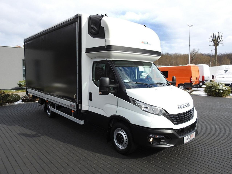 Iveco DAILY 35S18 PLANDEKA 10 PALET WEBASTO TEMPOMAT KLIMATYZACJA 18 - Комбе со церада: слика 4 Iveco DAILY 35S18 PLANDEKA 10 PALET WEBASTO TEMPOMAT KLIMATYZACJA 18 - Комбе со церада: слика 4