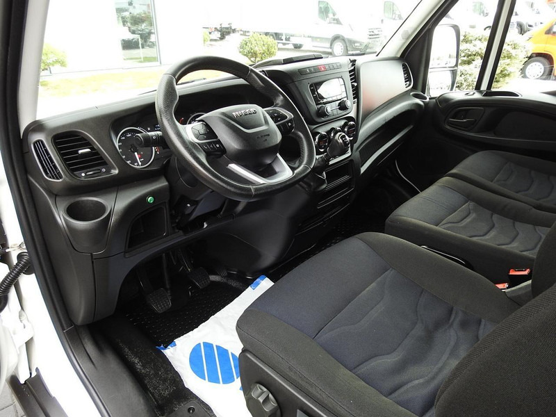 Iveco DAILY 35S18 PLANDEKA 10 PALET WEBASTO TEMPOMAT KLIMATYZACJA 18 - Комбе со церада: слика 2 Iveco DAILY 35S18 PLANDEKA 10 PALET WEBASTO TEMPOMAT KLIMATYZACJA 18 - Комбе со церада: слика 2