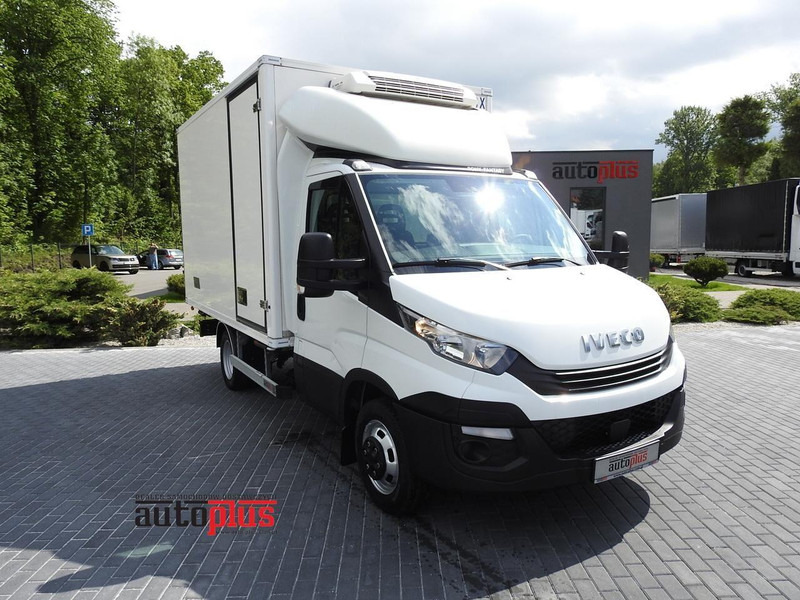 Iveco DAILY 50C15 CHŁODNIA KONTENER -5*C ZASILANIE 230V KLIMATYZACJA B - Камион ладилник: слика 1 Iveco DAILY 50C15 CHŁODNIA KONTENER -5*C ZASILANIE 230V KLIMATYZACJA B - Камион ладилник: слика 1