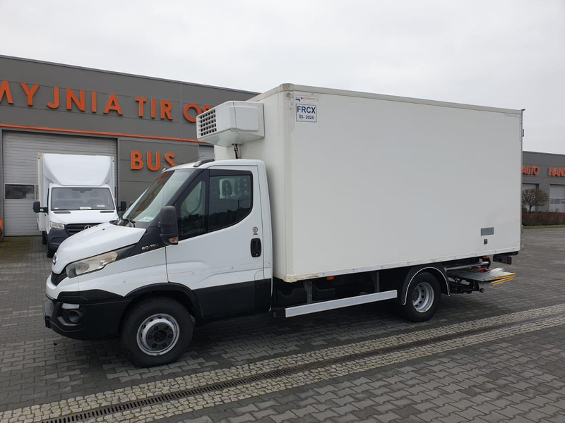 Iveco DAILY 60C15 60-150 TWO-CHAMBER REFRIGERATOR CONTAINER ISOTHERM F - Камион ладилник: слика 3 Iveco DAILY 60C15 60-150 TWO-CHAMBER REFRIGERATOR CONTAINER ISOTHERM F - Камион ладилник: слика 3