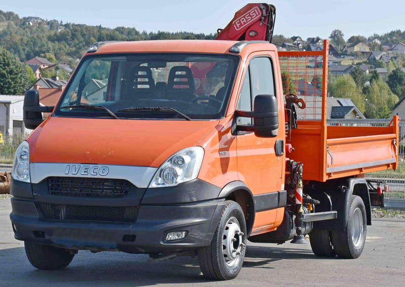 Iveco DAILY 70C17 - Кипер, Камион со кран: слика 3 Iveco DAILY 70C17 - Кипер, Камион со кран: слика 3