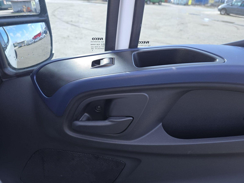 Лизинг на Iveco Daily 35-140 - Carrier Xarios 350 frigo Iveco Daily 35-140 - Carrier Xarios 350 frigo: слика 16 Лизинг на Iveco Daily 35-140 - Carrier Xarios 350 frigo Iveco Daily 35-140 - Carrier Xarios 350 frigo: слика 16