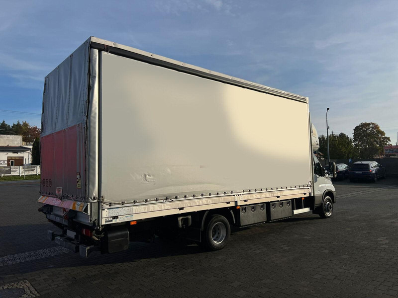 Iveco Daily 72C18 70C18 CURTAINE TILT+LIFT 1.HAND LED FULL OPTION - Камион со церада: слика 5 Iveco Daily 72C18 70C18 CURTAINE TILT+LIFT 1.HAND LED FULL OPTION - Камион со церада: слика 5