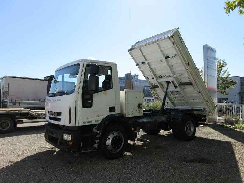 Iveco Eurocargo 120E25 - 3 way tipper - Кипер: слика 1 Iveco Eurocargo 120E25 - 3 way tipper - Кипер: слика 1
