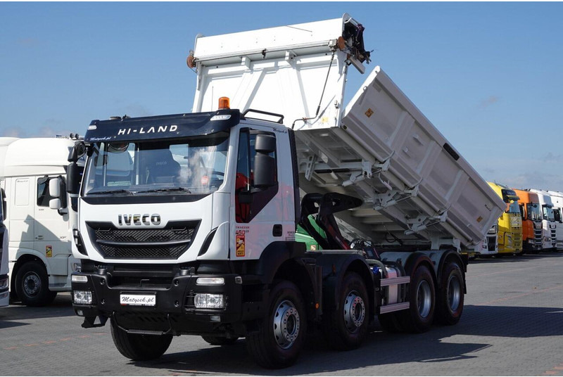 Iveco TRAKKER / 8x4 / WYWROTKA / HYDROBURTA / BORDMATIC / EURO 6 / ME - Кипер: слика 1 Iveco TRAKKER / 8x4 / WYWROTKA / HYDROBURTA / BORDMATIC / EURO 6 / ME - Кипер: слика 1