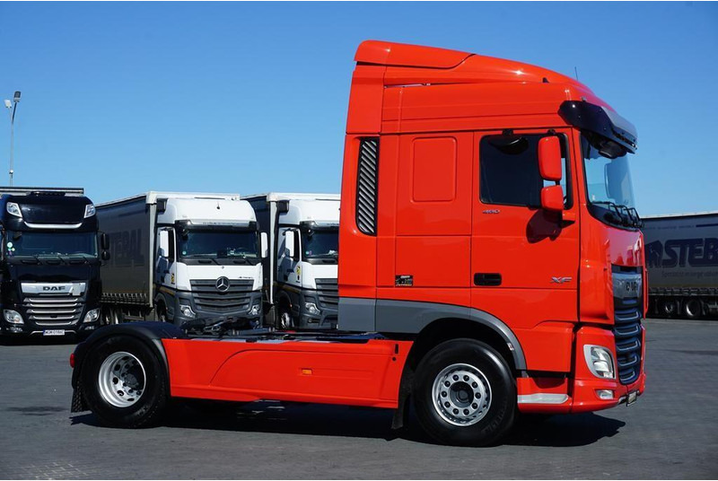 DAF 106 / 480 / EURO 6 / ACC / SPACE CAB / MAŁY PRZEBIEG - Камион влекач: слика 4 DAF 106 / 480 / EURO 6 / ACC / SPACE CAB / MAŁY PRZEBIEG - Камион влекач: слика 4
