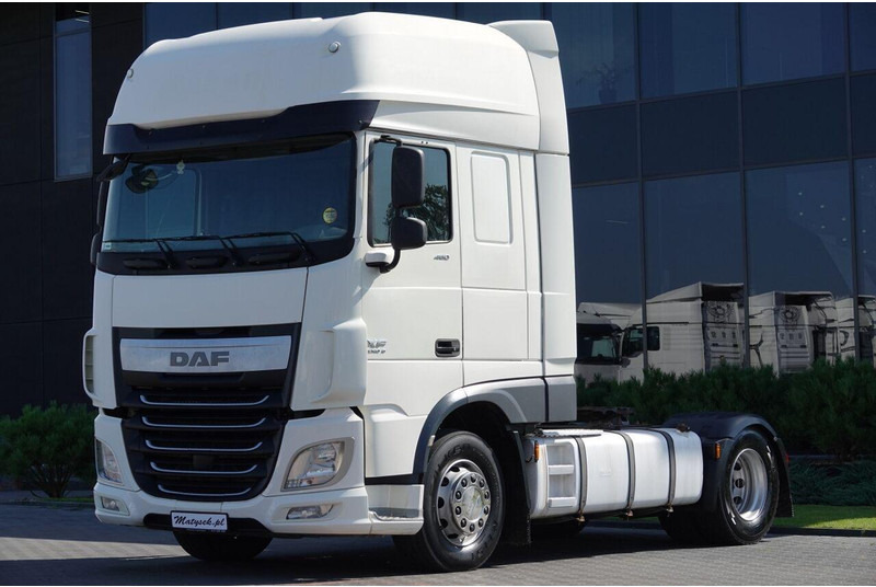 DAF XF 460 / MANUAL / STANDARD / SUPER SPACE CAB / EURO 6 - Камион влекач: слика 4 DAF XF 460 / MANUAL / STANDARD / SUPER SPACE CAB / EURO 6 - Камион влекач: слика 4