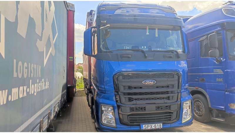 Ford F-MAX 500 Tractor Lowdeck - MEGA - Камион влекач: слика 2 Ford F-MAX 500 Tractor Lowdeck - MEGA - Камион влекач: слика 2