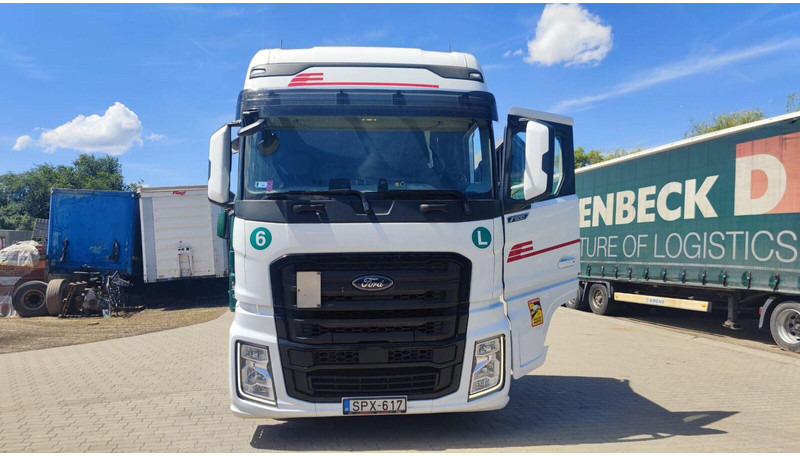 Ford F-Max 500 Lowdeck - MEGA - Камион влекач: слика 4 Ford F-Max 500 Lowdeck - MEGA - Камион влекач: слика 4