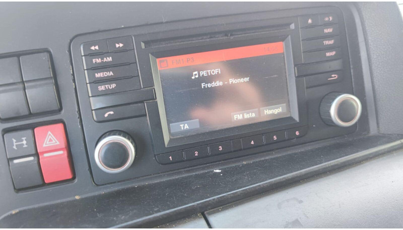 MAN TGX 18.265 Lowdeck - MEGA - Камион влекач: слика 4 MAN TGX 18.265 Lowdeck - MEGA - Камион влекач: слика 4