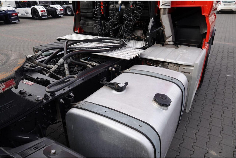 Камион влекач MAN TGX 18.440 / 4x4 / HYDRAULIKA / HYDRODRIVE / EURO 6 / MANUAL / P: слика 17