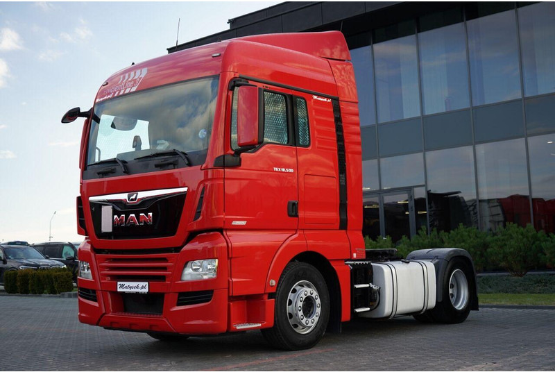 MAN TGX 18.500 / RETARDER / NAVI RIO / XLX - Камион влекач: слика 1 MAN TGX 18.500 / RETARDER / NAVI RIO / XLX - Камион влекач: слика 1