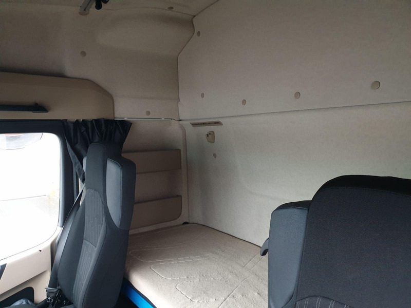 Камион влекач Mercedes-Benz ACTROS 1843 MP4 EURO 6 SEMI TRACTOR: слика 13 Камион влекач Mercedes-Benz ACTROS 1843 MP4 EURO 6 SEMI TRACTOR: слика 13