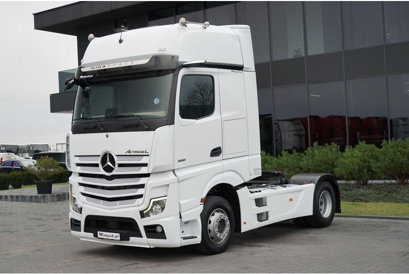 Mercedes-Benz ACTROS 1851 / RETARDER / GIGA SPACE / EURO 6 / SPROWADZONY - Камион влекач: слика 4 Mercedes-Benz ACTROS 1851 / RETARDER / GIGA SPACE / EURO 6 / SPROWADZONY - Камион влекач: слика 4