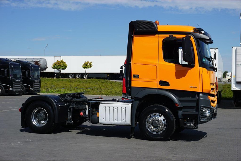 Mercedes-Benz AROCS / 1848 / E 6 / ACC / 4 X 4 / HAD / HYDRAULIKA / RETARDER - Камион влекач: слика 4 Mercedes-Benz AROCS / 1848 / E 6 / ACC / 4 X 4 / HAD / HYDRAULIKA / RETARDER - Камион влекач: слика 4