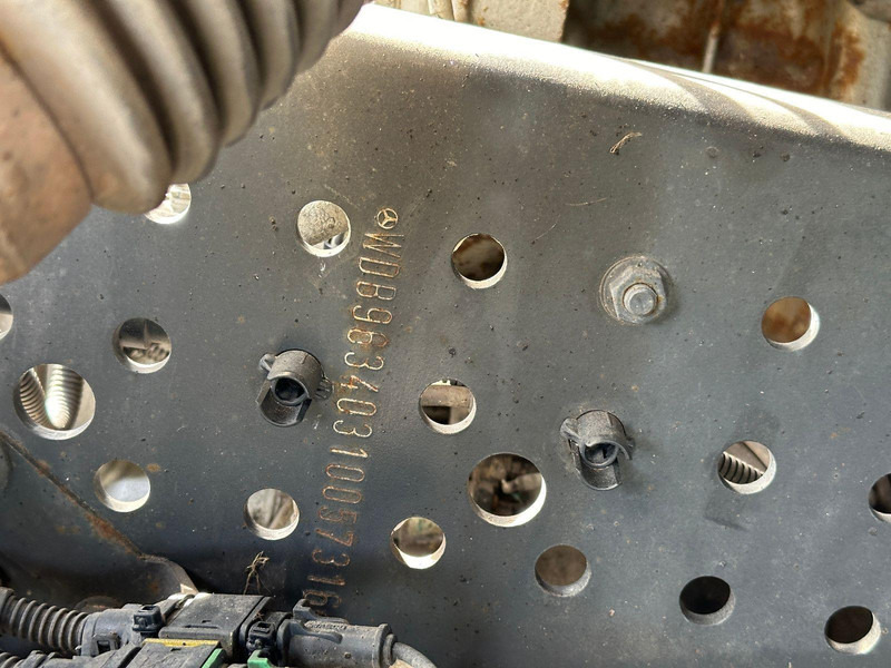 Лизинг на Mercedes-Benz Actros 1845 Mercedes-Benz Actros 1845: слика 11