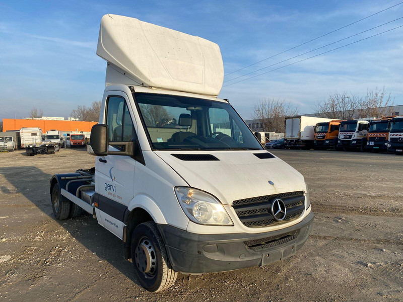 Mercedes-Benz Sprinter 515 - BE Mini Trekker - SZM - 3.5t - Камион влекач: слика 2 Mercedes-Benz Sprinter 515 - BE Mini Trekker - SZM - 3.5t - Камион влекач: слика 2
