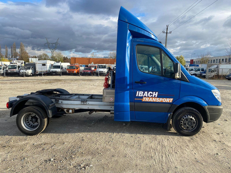 Mercedes-Benz Sprinter 519 - BE Mini Trekker - SZM - 3.5t - Камион влекач: слика 4 Mercedes-Benz Sprinter 519 - BE Mini Trekker - SZM - 3.5t - Камион влекач: слика 4