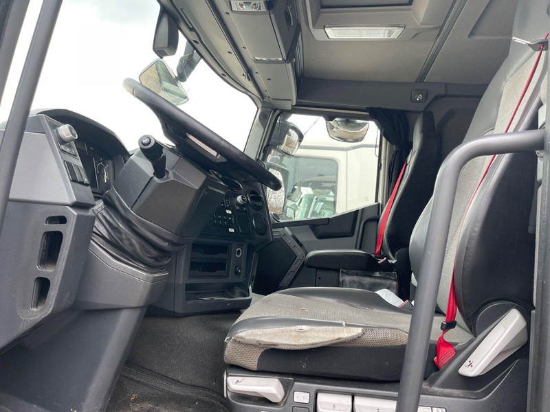 Renault T 460 ALU.BIG ADR//2-UNITE - Камион влекач: слика 3 Renault T 460 ALU.BIG ADR//2-UNITE - Камион влекач: слика 3