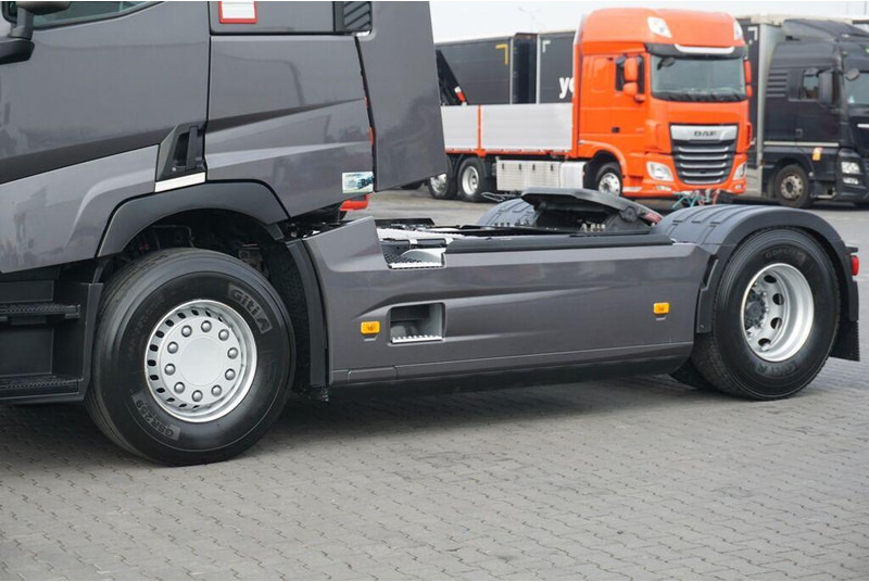 Renault T 460 / EURO 6 / ACC / SLEEPER CAB - Камион влекач: слика 4 Renault T 460 / EURO 6 / ACC / SLEEPER CAB - Камион влекач: слика 4
