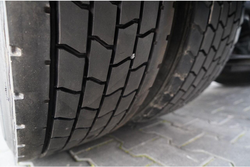 Камион влекач Volvo FM 430: слика 20