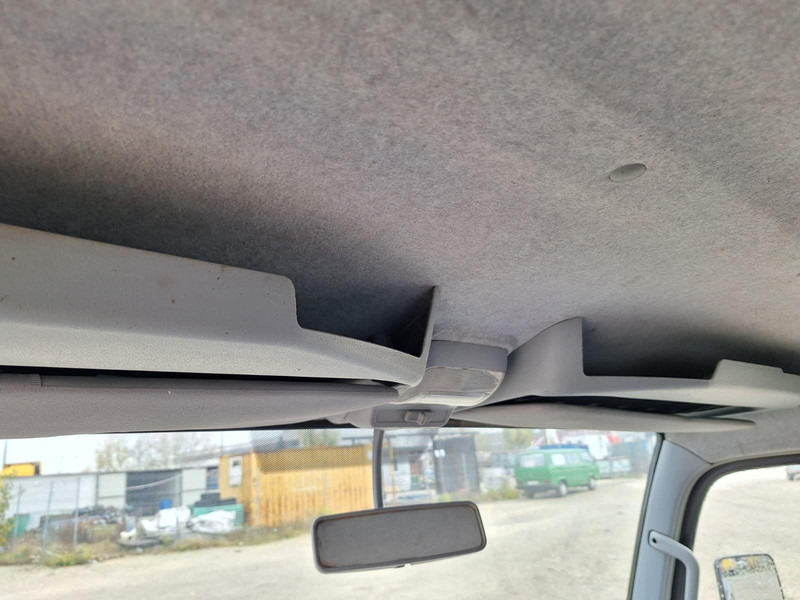 Комбе Mitsubishi Canter 3,0 d BE Clixtar Trekker + Veldhuizen BE Clixtar Pritsch: слика 19 Комбе Mitsubishi Canter 3,0 d BE Clixtar Trekker + Veldhuizen BE Clixtar Pritsch: слика 19