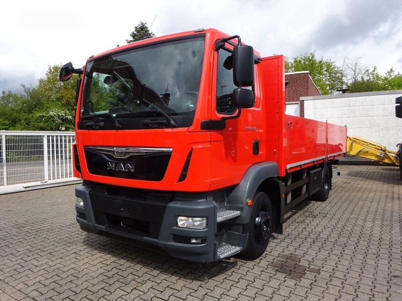 MAN 15.250 TGM Flatbed - Камион со платформа: слика 2 MAN 15.250 TGM Flatbed - Камион со платформа: слика 2