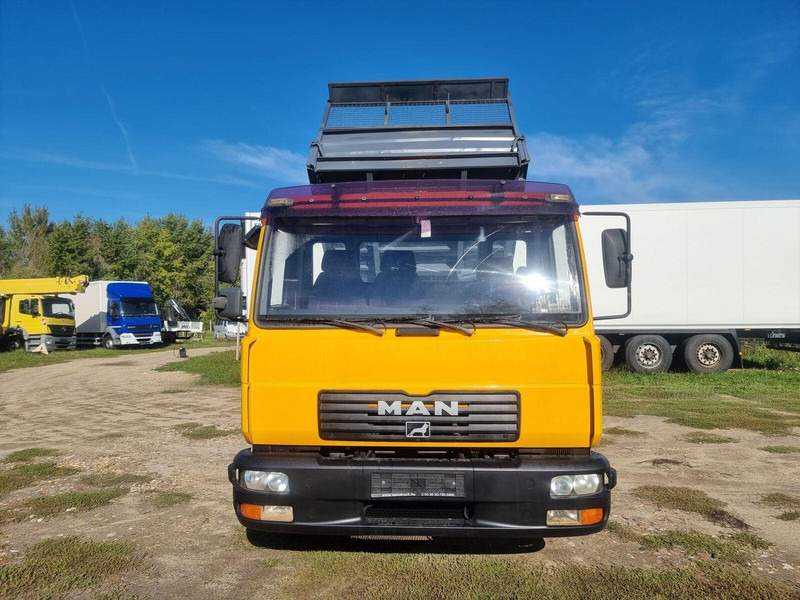 MAN LE 8.180 Meiller Kipper Three-Sided Tipper - 3 old. billencs - T - Кипер: слика 2 MAN LE 8.180 Meiller Kipper Three-Sided Tipper - 3 old. billencs - T - Кипер: слика 2