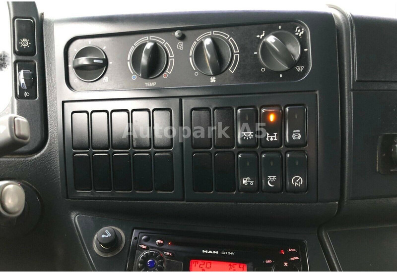 Камион со платформа, Камион со кран MAN TGL 8.180 Flatbed + Crane Hiab 055: слика 15 Камион со платформа, Камион со кран MAN TGL 8.180 Flatbed + Crane Hiab 055: слика 15