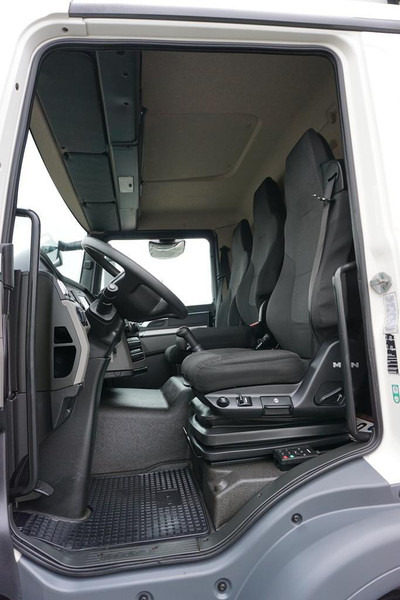 Камион ладилник MAN TGM / 15.250 / EURO 6 / CHŁODNIA + WINDA / ŁAD. 6 750 KG / 18 PA: слика 7
