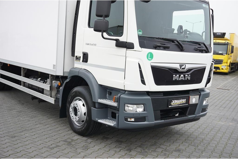 Камион ладилник MAN TGM / 15.250 / EURO 6 / CHŁODNIA + WINDA / ŁAD. 6 750 KG / 18 PA: слика 20