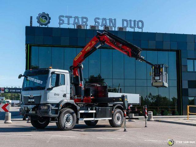 MAN TGM 18.320 4x4 PALFINGER PK 27002 Basket NEW ! - Камион со платформа, Камион со кран: слика 3 MAN TGM 18.320 4x4 PALFINGER PK 27002 Basket NEW ! - Камион со платформа, Камион со кран: слика 3