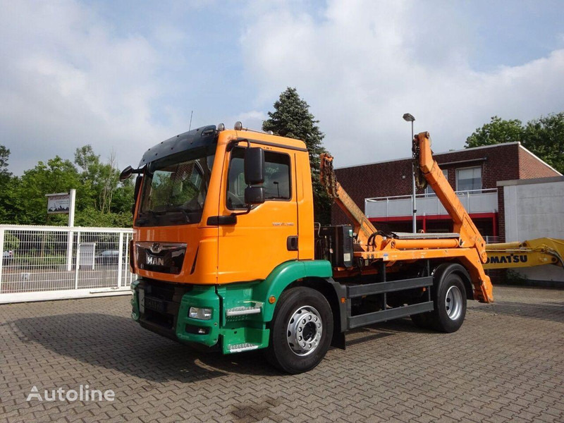 MAN TGM 18.340 Skip loader - Камион за подигање контејнери: слика 1 MAN TGM 18.340 Skip loader - Камион за подигање контејнери: слика 1