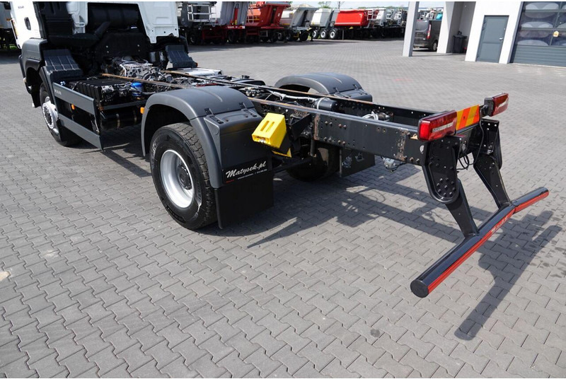 Камион со кабинска шасија MAN TGS 18.420 / 4X4 / RAMA DŁ. 5,6 M / NAVI / DO ZABUDOWY / SPROWA: слика 17 Камион со кабинска шасија MAN TGS 18.420 / 4X4 / RAMA DŁ. 5,6 M / NAVI / DO ZABUDOWY / SPROWA: слика 17