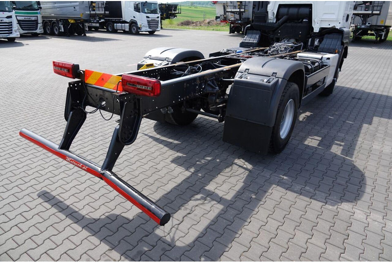 Камион со кабинска шасија MAN TGS 18.420 / 4X4 / RAMA DŁ. 5,6 M / NAVI / DO ZABUDOWY / SPROWA: слика 19 Камион со кабинска шасија MAN TGS 18.420 / 4X4 / RAMA DŁ. 5,6 M / NAVI / DO ZABUDOWY / SPROWA: слика 19