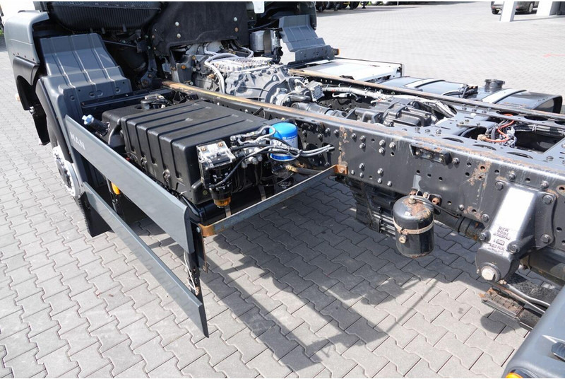 Камион со кабинска шасија MAN TGS 18.420 / 4X4 / RAMA DŁ. 5,6 M / NAVI / DO ZABUDOWY / SPROWA: слика 16 Камион со кабинска шасија MAN TGS 18.420 / 4X4 / RAMA DŁ. 5,6 M / NAVI / DO ZABUDOWY / SPROWA: слика 16