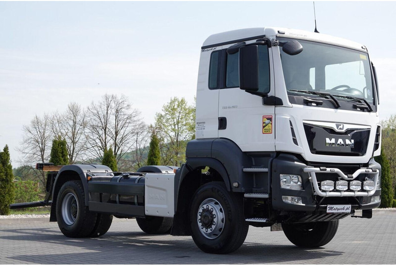 Камион со кабинска шасија MAN TGS 18.420 / 4X4 / RAMA DŁ. 5,6 M / NAVI / DO ZABUDOWY / SPROWA: слика 11 Камион со кабинска шасија MAN TGS 18.420 / 4X4 / RAMA DŁ. 5,6 M / NAVI / DO ZABUDOWY / SPROWA: слика 11