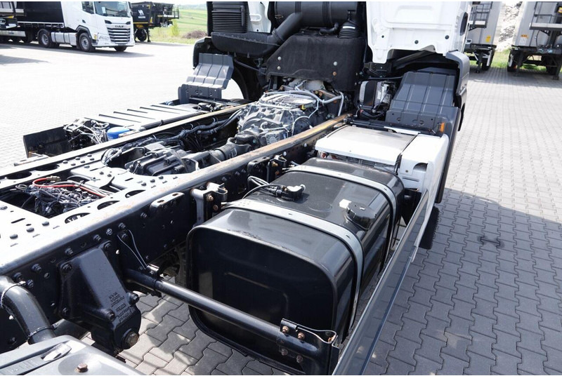 Камион со кабинска шасија MAN TGS 18.420 / 4X4 / RAMA DŁ. 5,6 M / NAVI / DO ZABUDOWY / SPROWA: слика 20 Камион со кабинска шасија MAN TGS 18.420 / 4X4 / RAMA DŁ. 5,6 M / NAVI / DO ZABUDOWY / SPROWA: слика 20