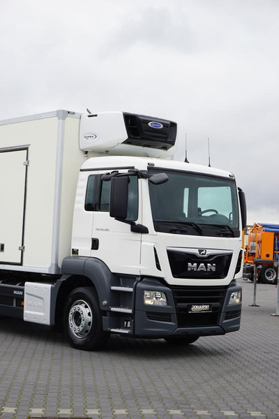 Камион ладилник MAN TGS / 26.360 / EURO 6 / CHŁODNIA + WINDA / 20 PALET: слика 20 Камион ладилник MAN TGS / 26.360 / EURO 6 / CHŁODNIA + WINDA / 20 PALET: слика 20