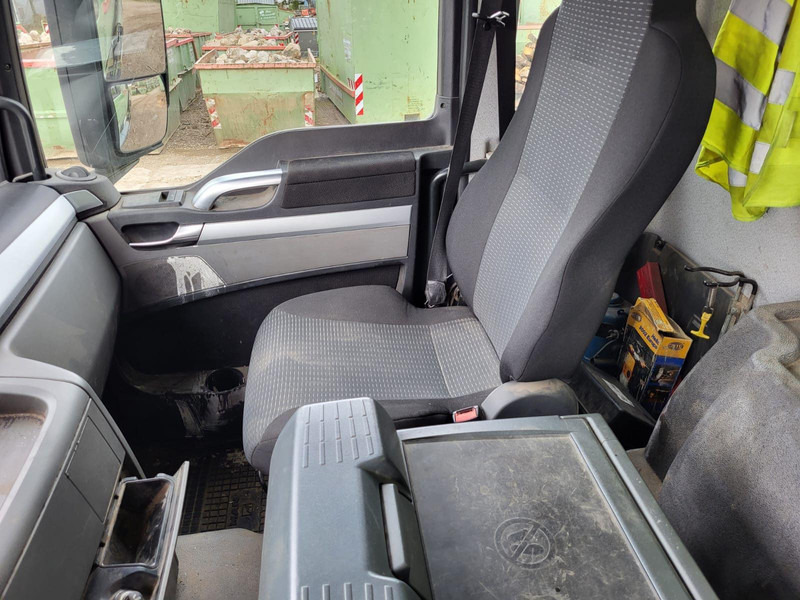 MAN TGS 26.440 6 X4 Gergen TAK 25 TD - Камион за подигање контејнери: слика 5 MAN TGS 26.440 6 X4 Gergen TAK 25 TD - Камион за подигање контејнери: слика 5